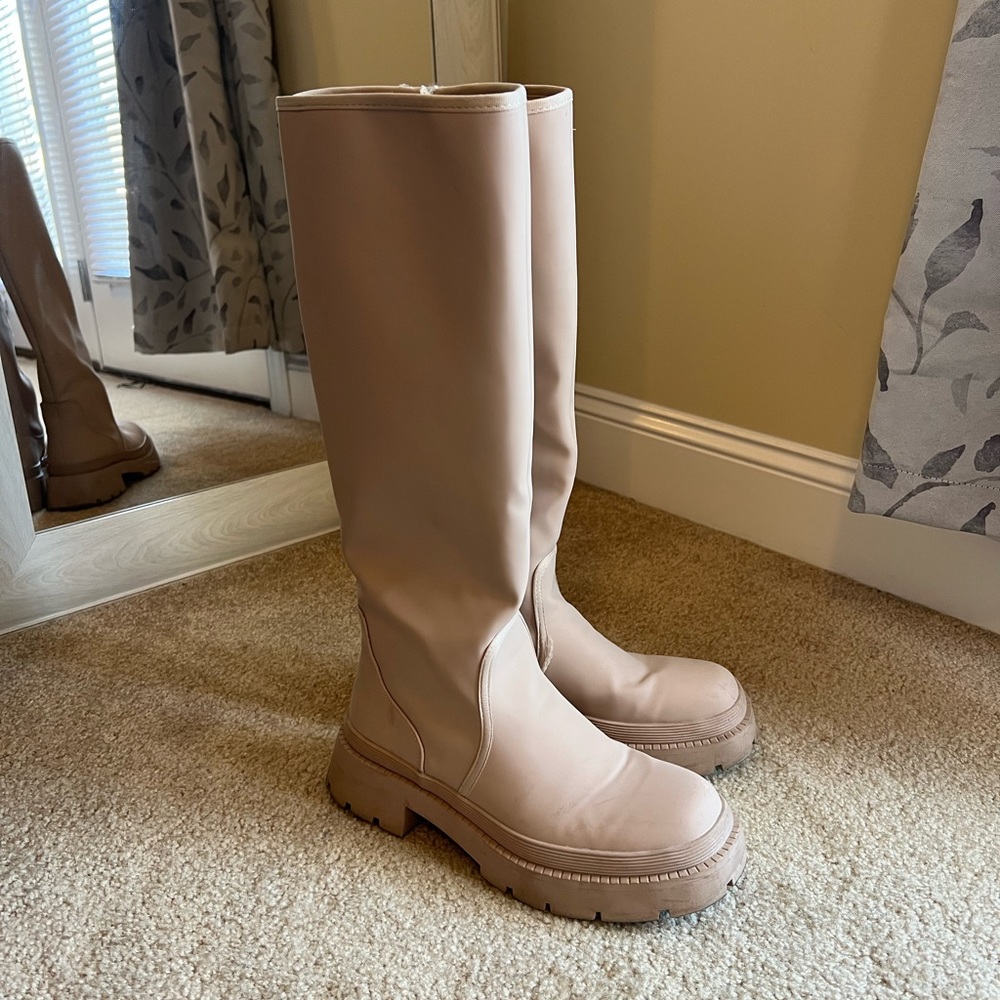 Rain boots